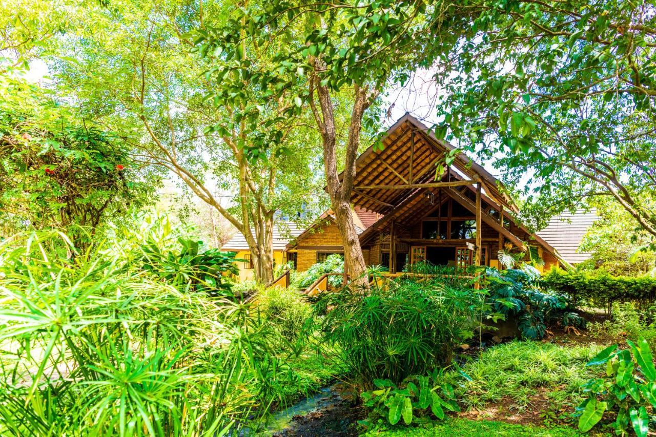 Arumeru River Lodge Arusha Ngoại thất bức ảnh